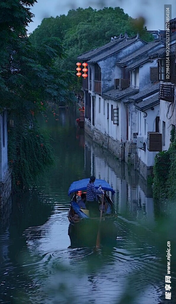江南水乡小船悠悠