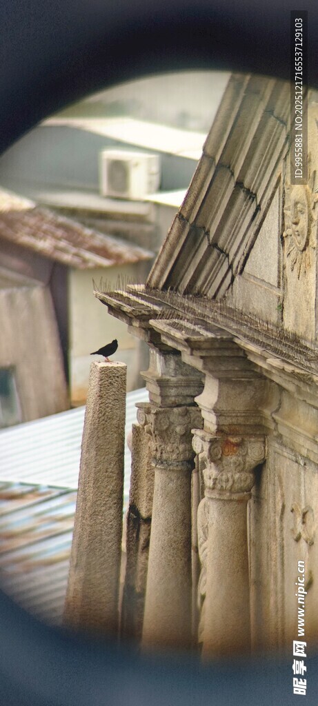 澳门大三巴威尼斯人古朴木质围栏