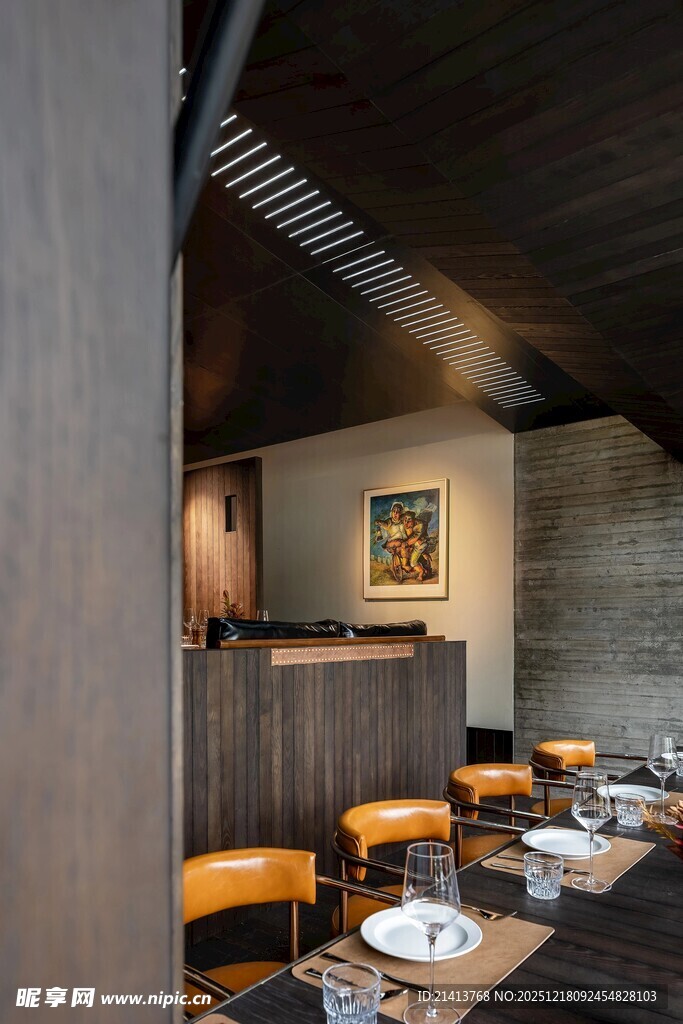 现代简约风格餐厅室内景