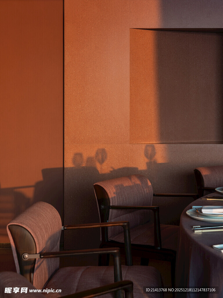 温馨室内角落的静谧时光