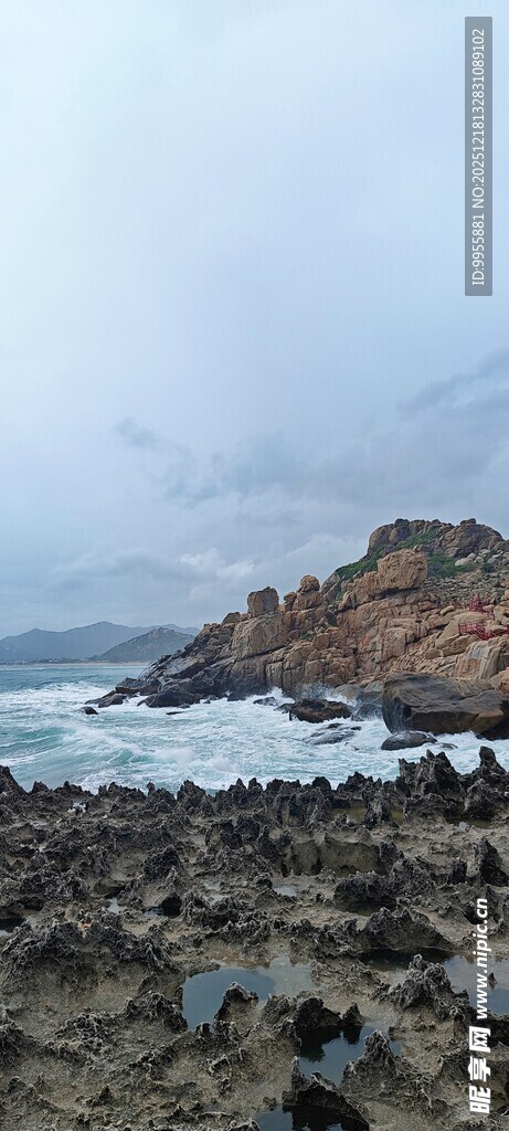 越南芽庄海边岩石景观