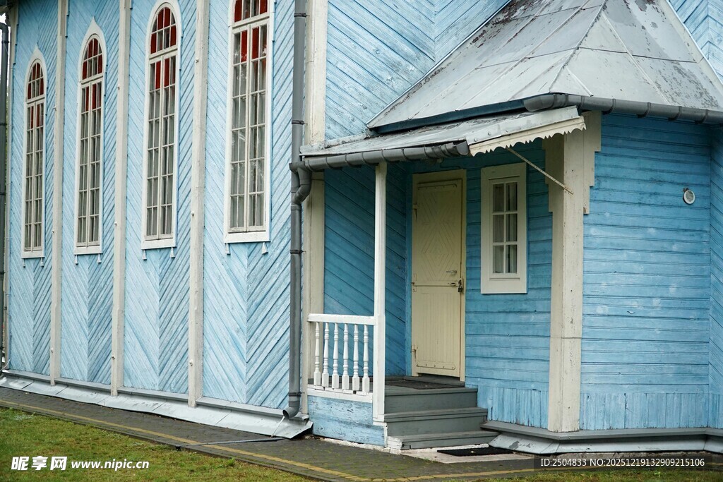 蓝色木屋小屋外观景致