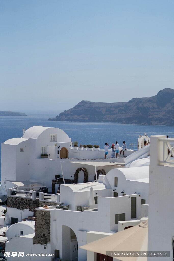 圣托里尼白色建筑海景
