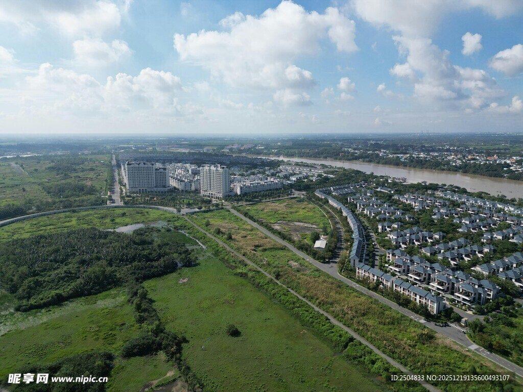 城市郊区航拍景观