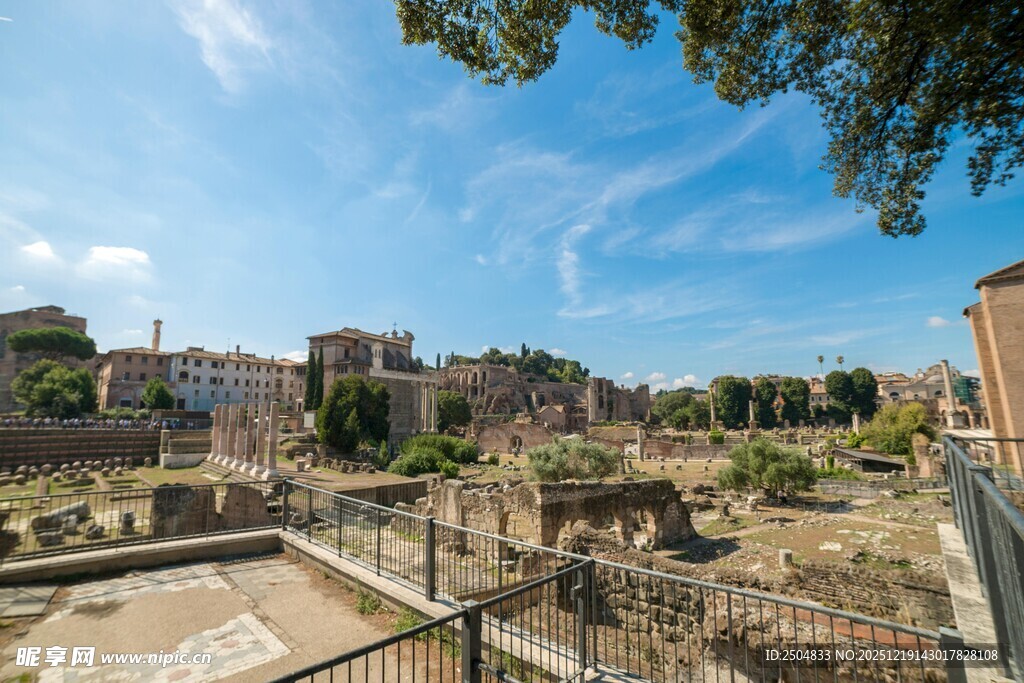 罗马古建筑遗址景观