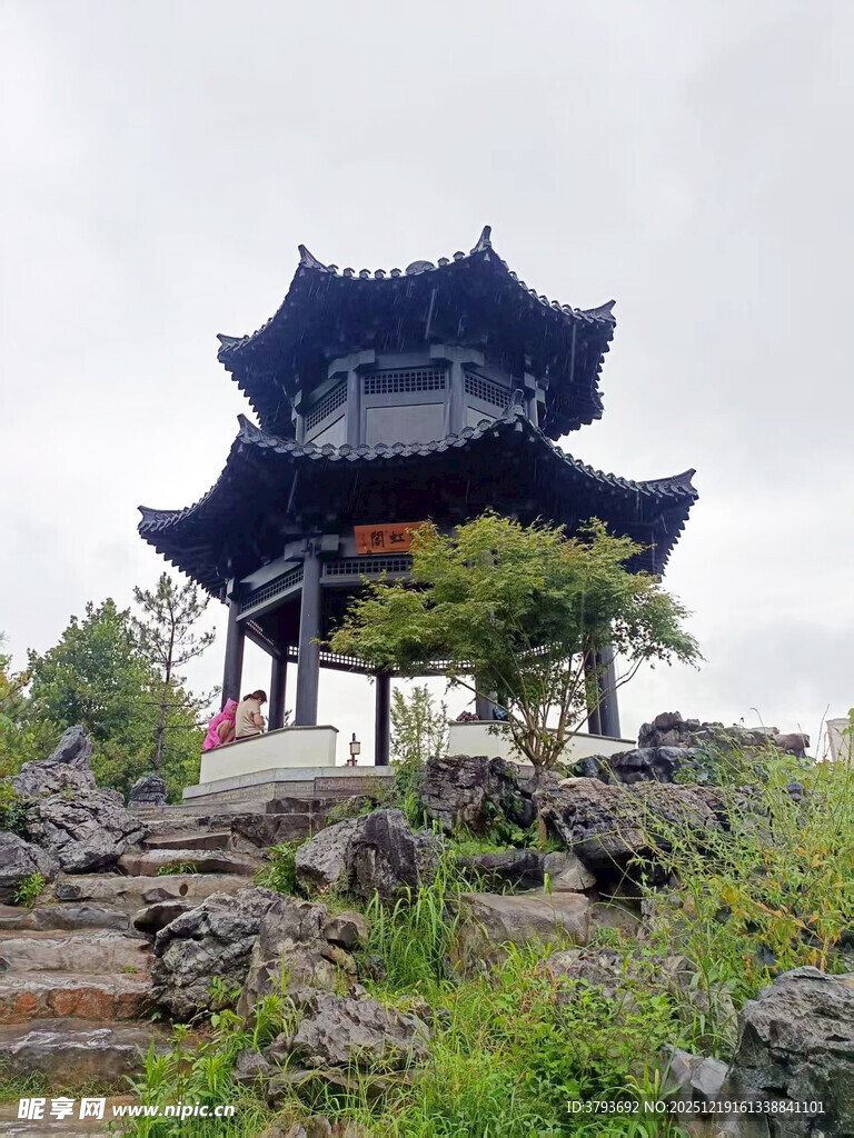 山间古亭 尽显中式韵味