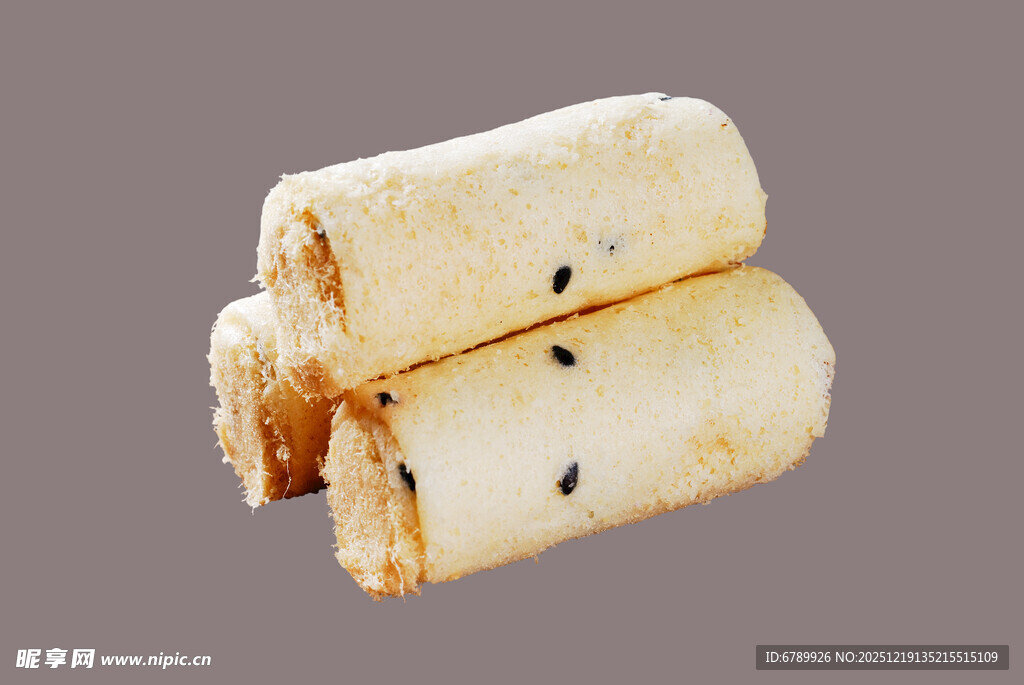 美味澳门风味蛋卷抠图