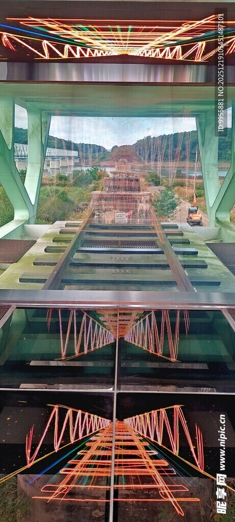 韩国首尔梦幻夜景中的绚丽轨道