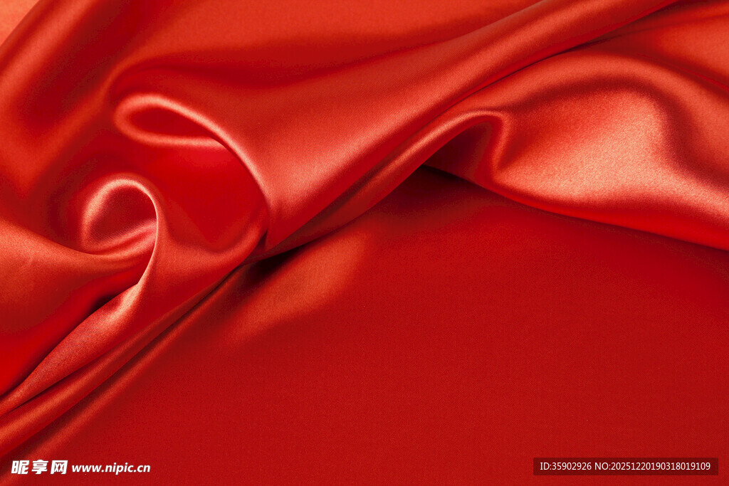 红色绸缎尽显丝滑质感