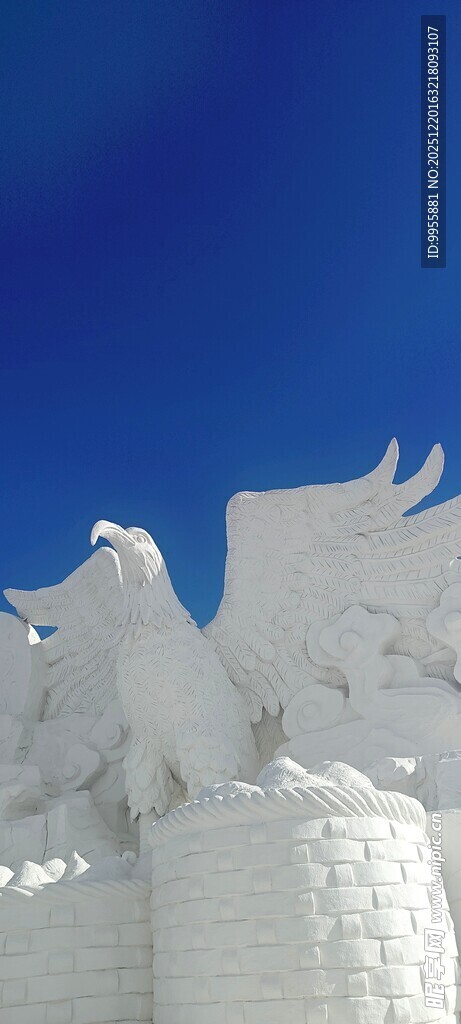 雪塑景观展现独特造型