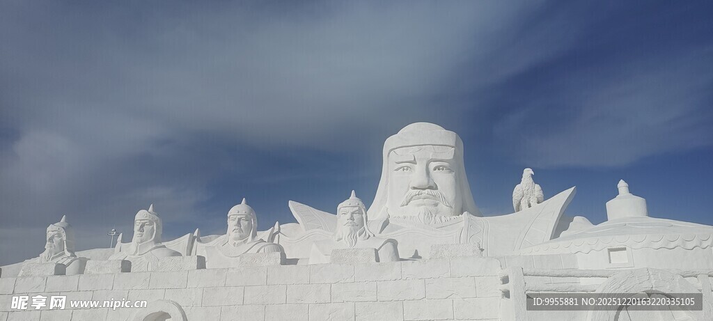 雪雕景观造型独特的艺术