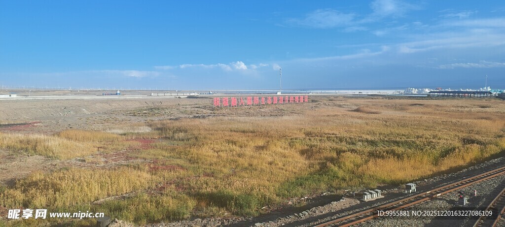 甘肃青海环线广袤草原风光