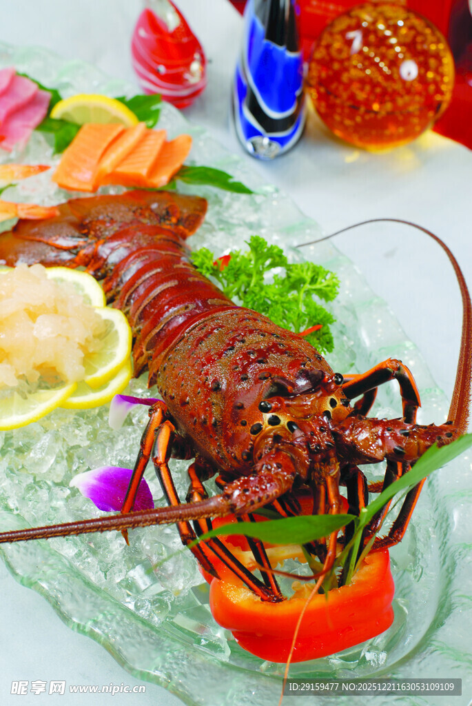 美味龙虾刺身拼盘