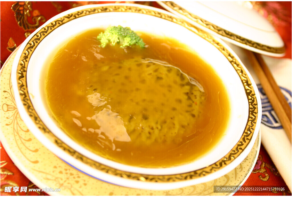 美味金黄浓汤