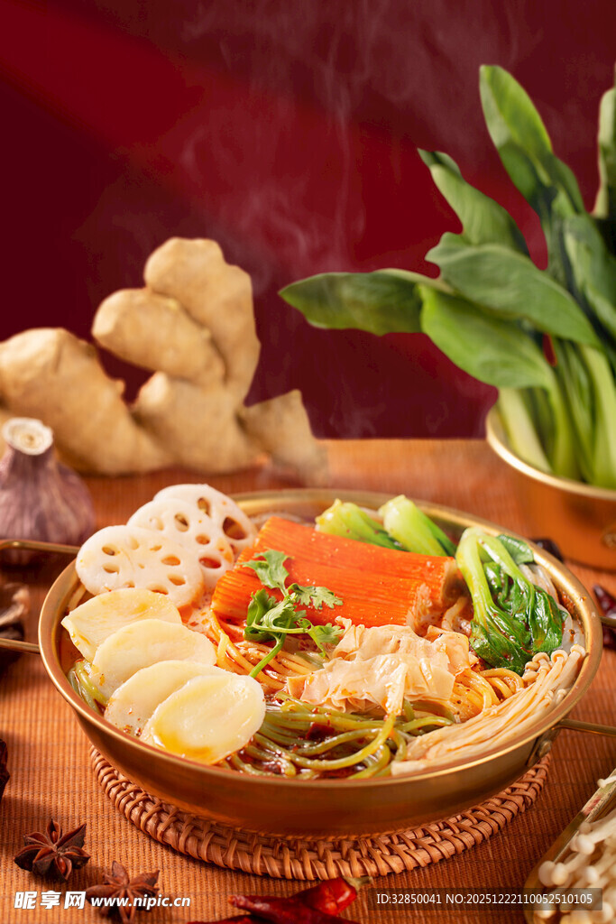 丰盛中式火锅美食盛宴