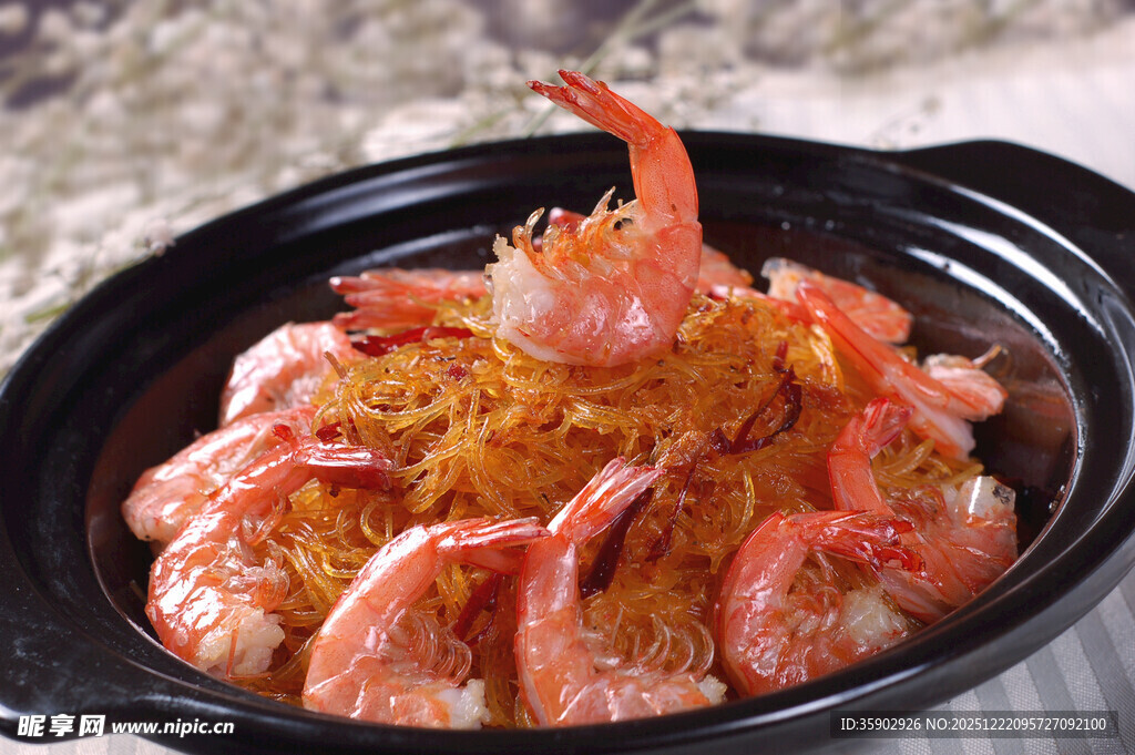 煲仔锅菜品XO酱粉丝虾煲