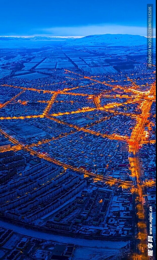 城市夜景俯瞰图