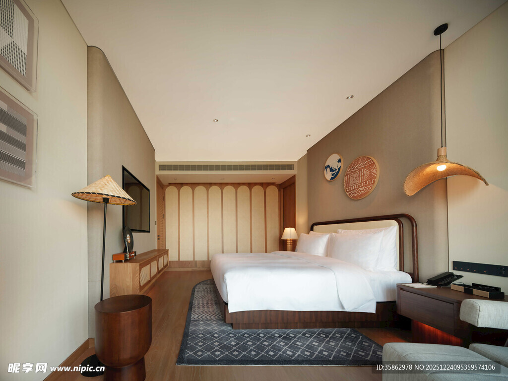 现代简约风格的温馨卧室