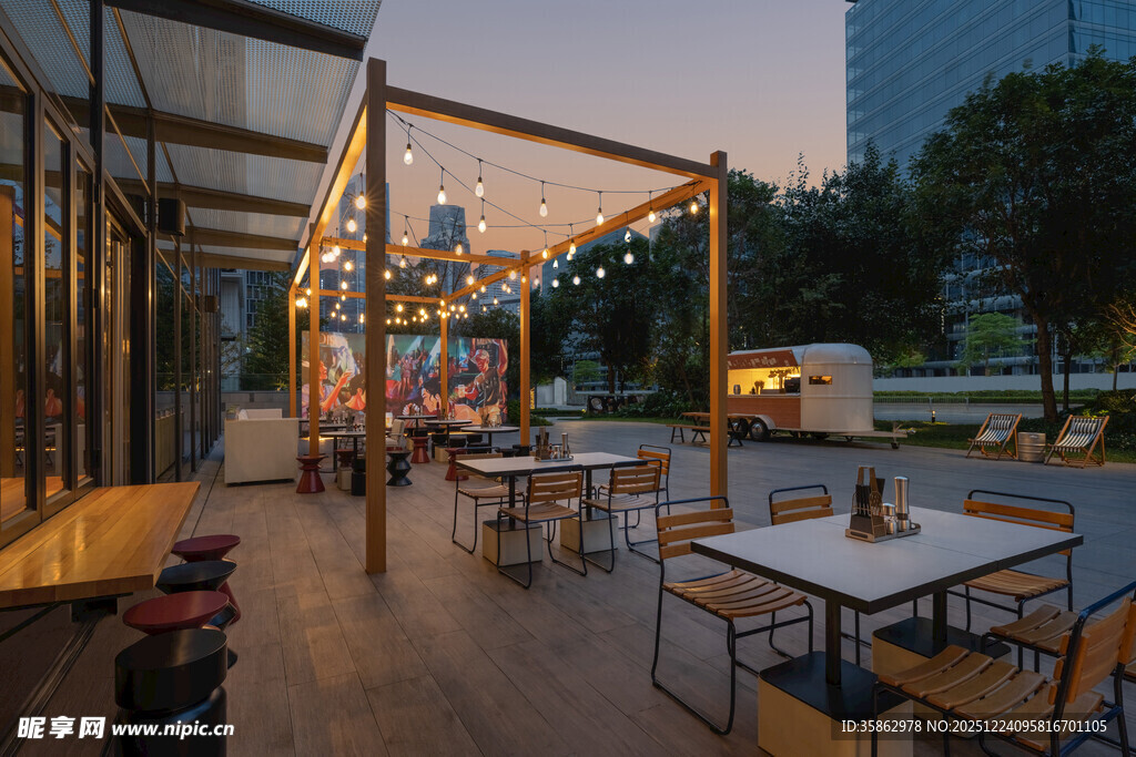 户外休闲露台场景