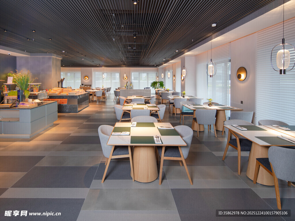 现代简约风餐厅室内设计