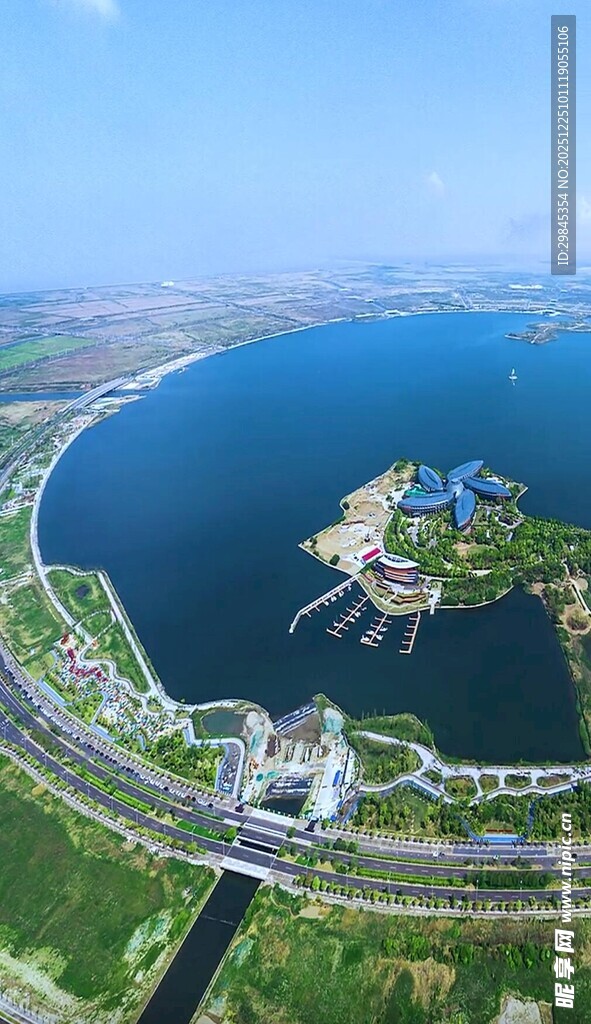 海滨城市美丽风光俯瞰