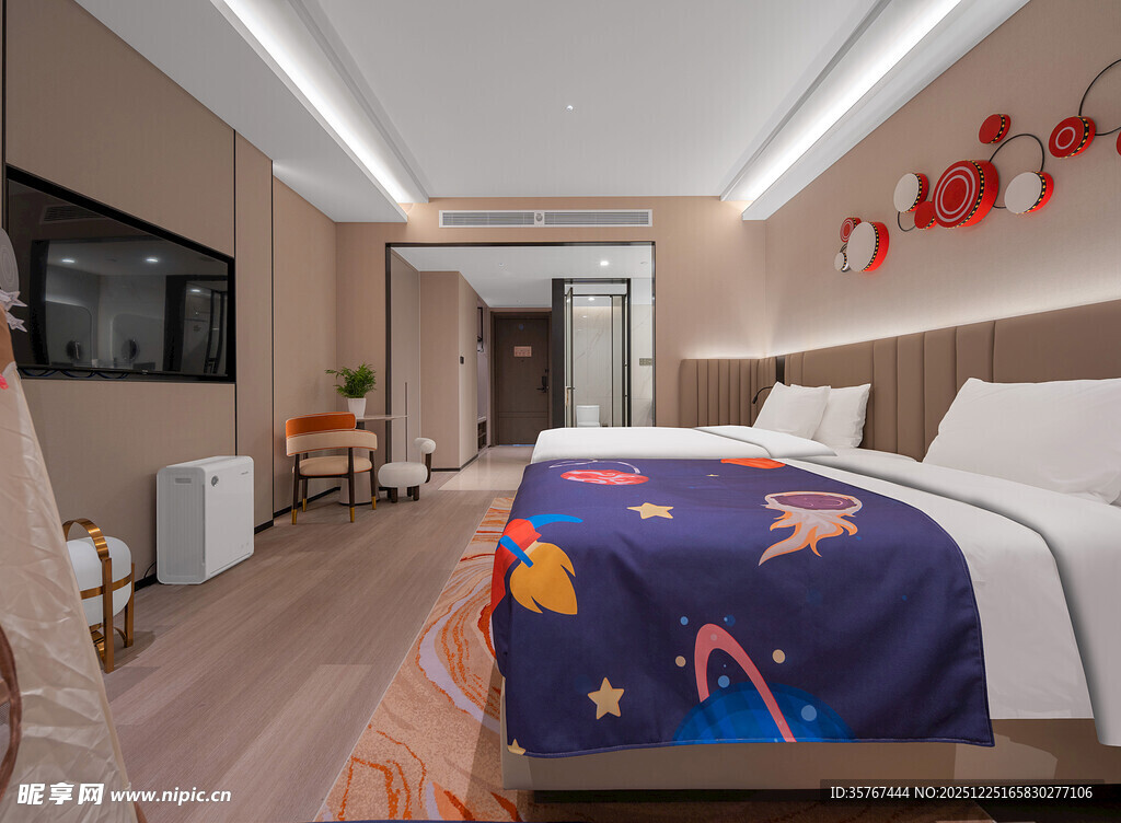 温馨舒适的现代风格卧室