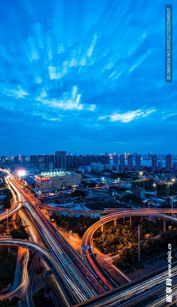 城市夜景高架桥绚丽风光