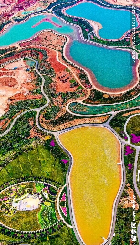 五彩斑斓的大地景观