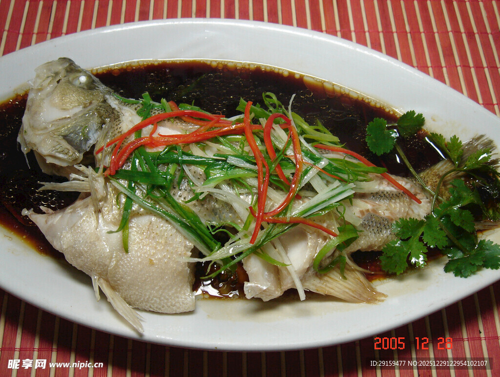 清蒸鲜鱼