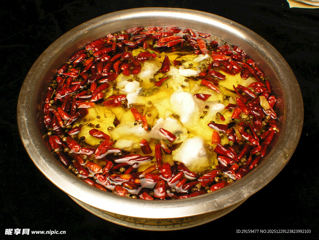 麻辣鲜香的特色火锅锅底