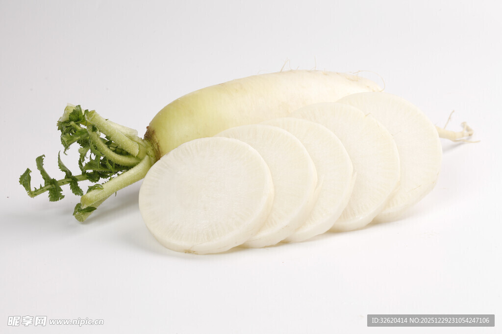 新鲜白萝卜