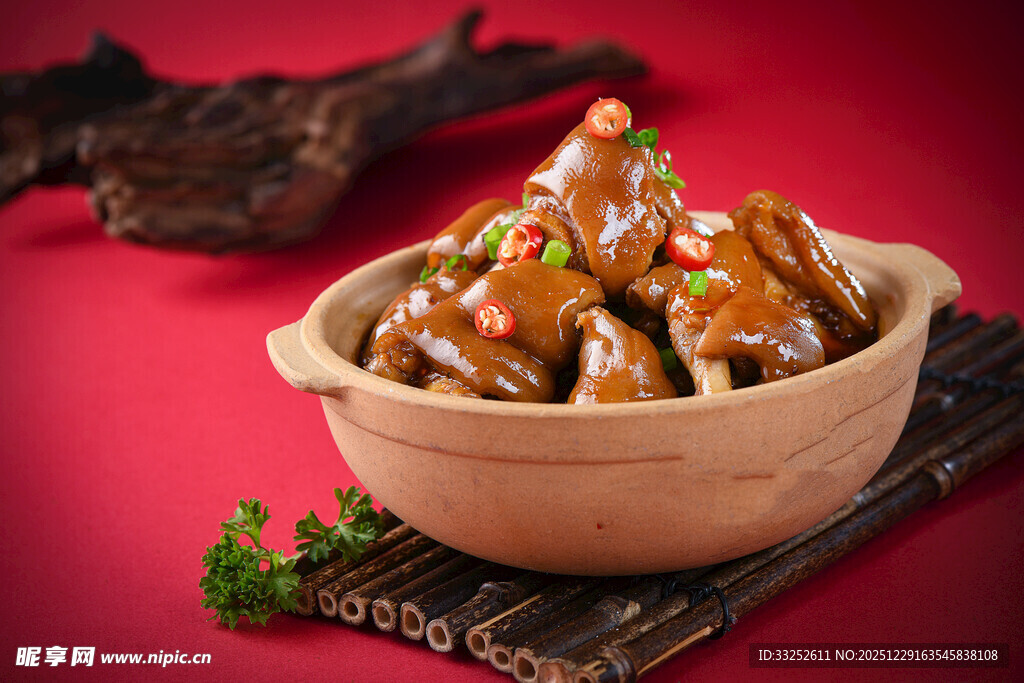 红烧猪蹄 美味诱人佳肴