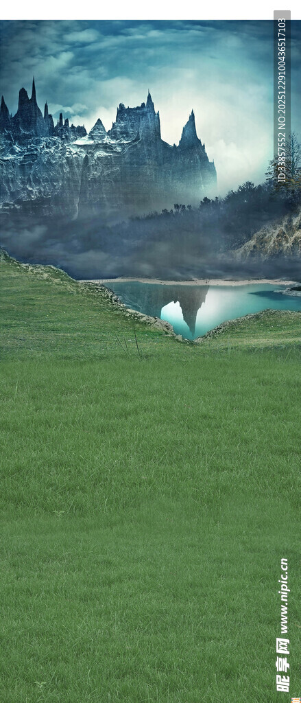 奇幻草地旁的梦幻城堡