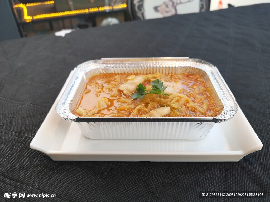 铝箔盒装美味意面