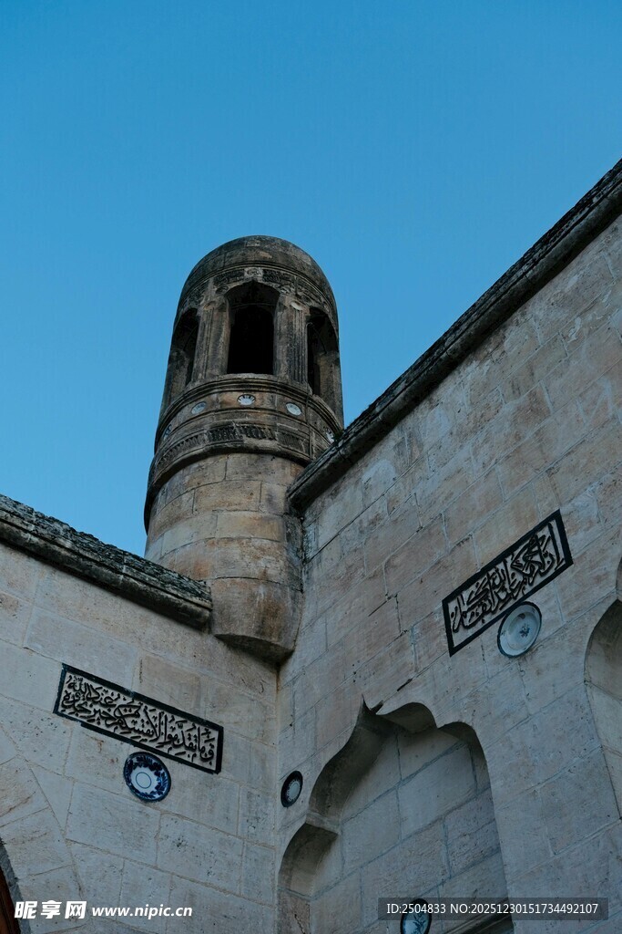 古老建筑塔楼特写