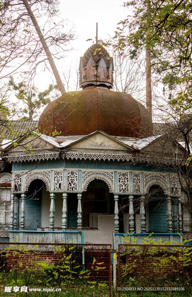 独特建筑风格的精美小屋