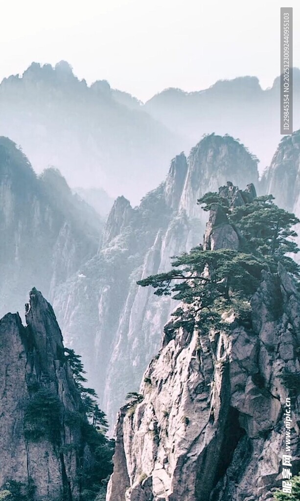 壮丽黄山奇峰景观