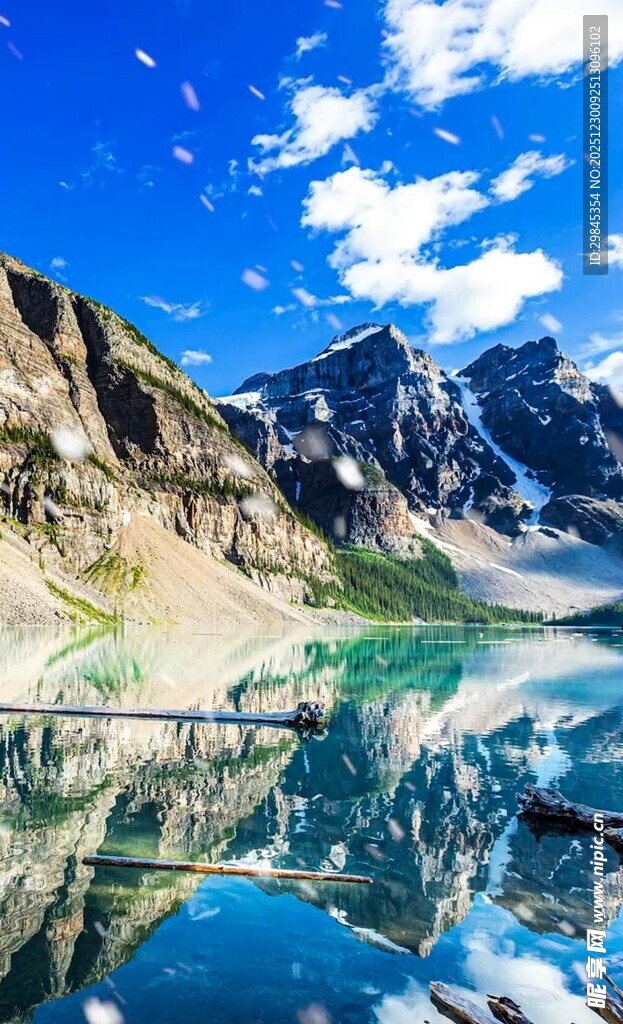 壮丽山水湖景风光图