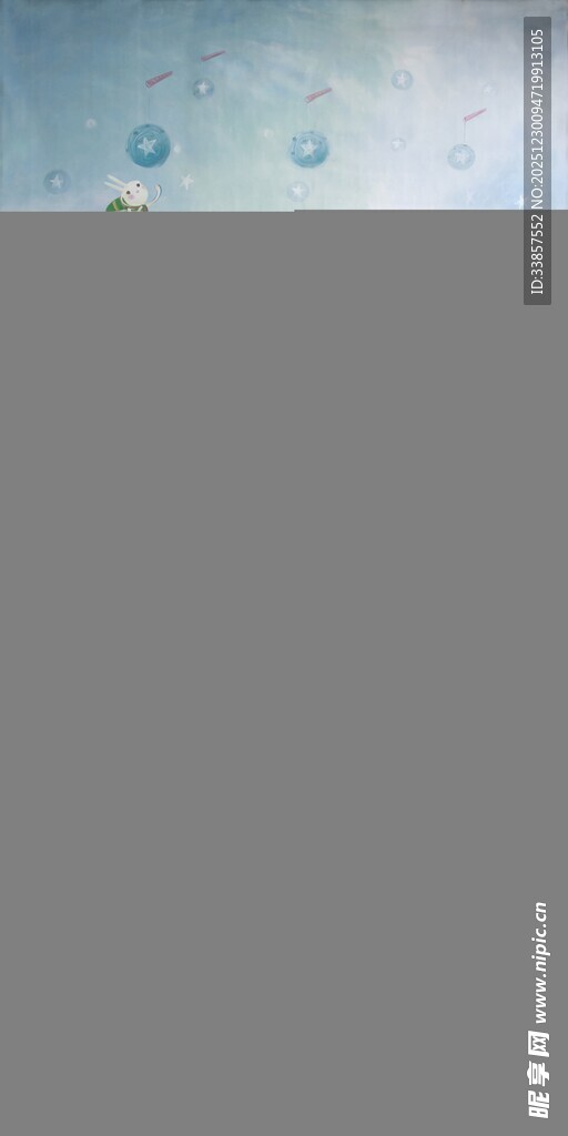 模糊背景下的淡蓝色天空