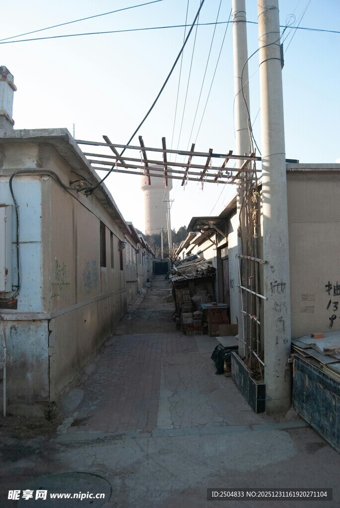 老旧街巷景象