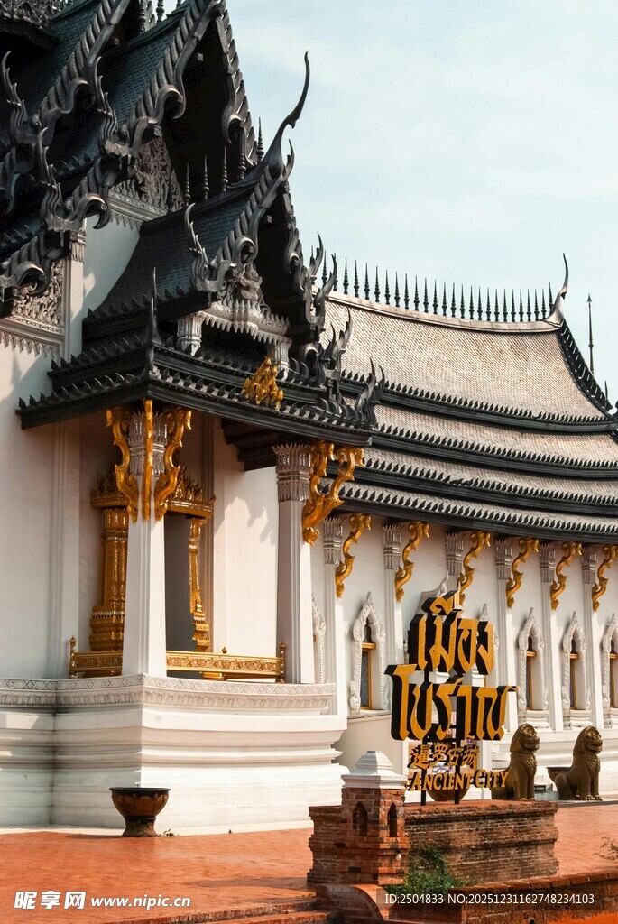 泰国传统寺庙建筑景观