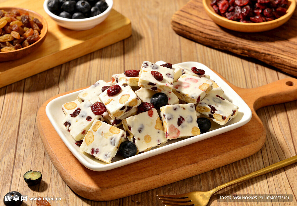 美味果干雪花酥