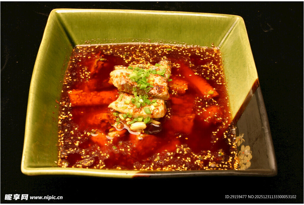 麻辣红油凉拌豆腐