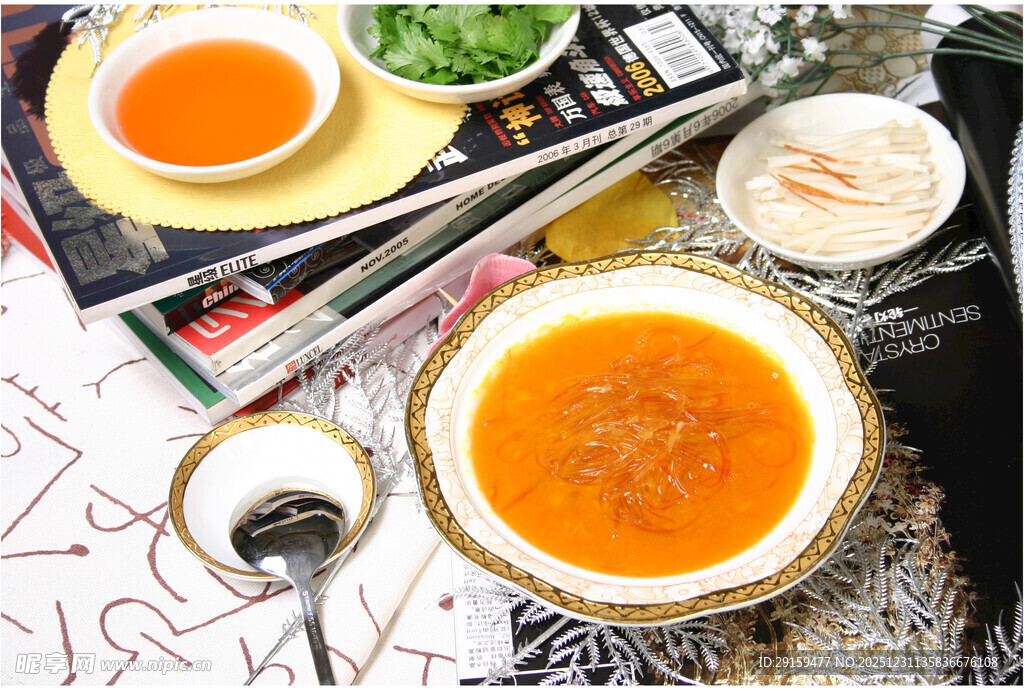 美味营养的特色汤品展示