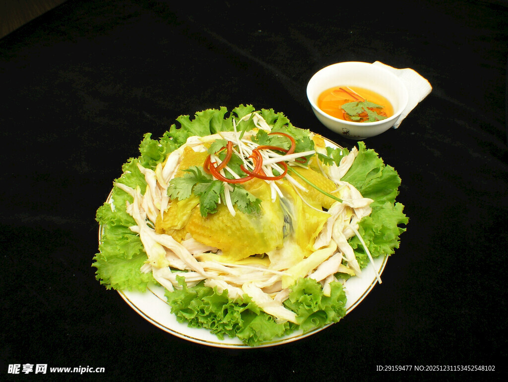 凉拌土豆丝配蘸料