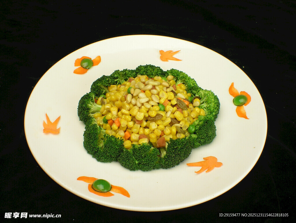 西兰花镶玉米美食