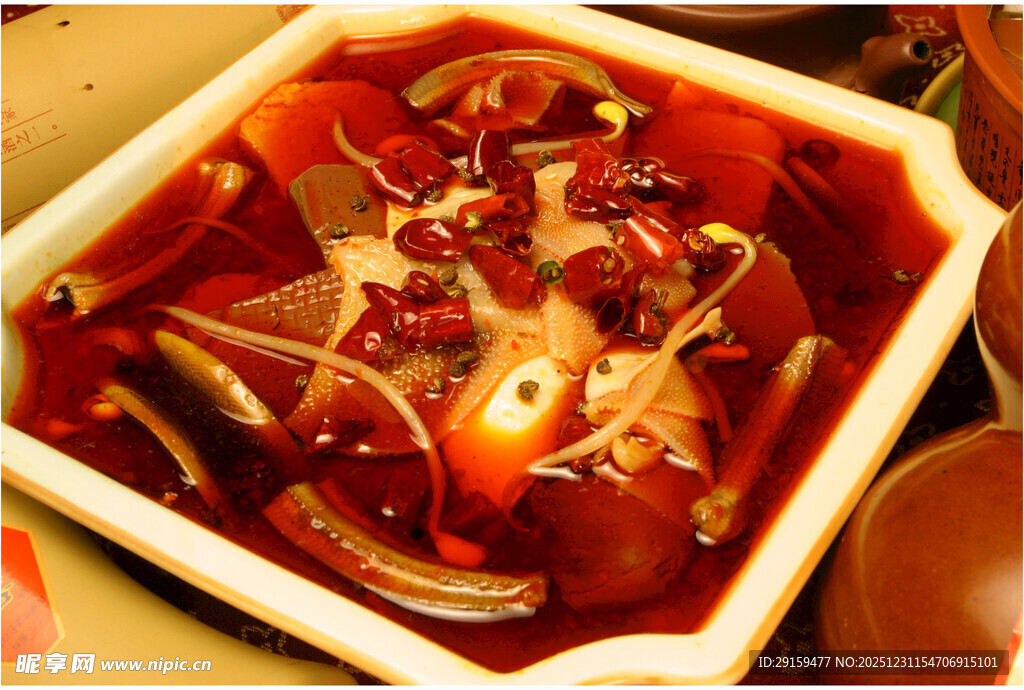 麻辣鲜香的特色毛血旺