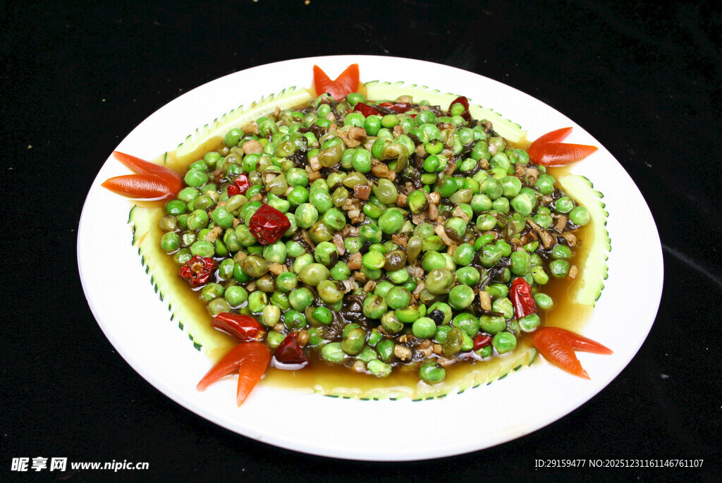 香辣豌豆美食摆盘