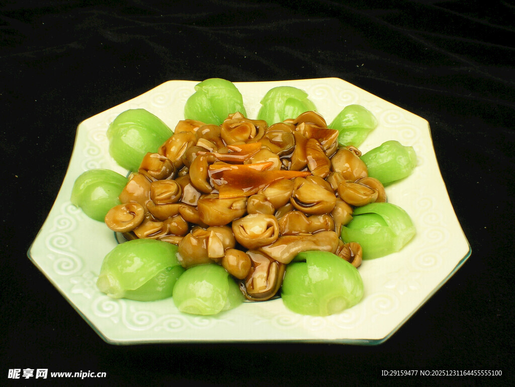 香菇油菜摆盘精美菜品
