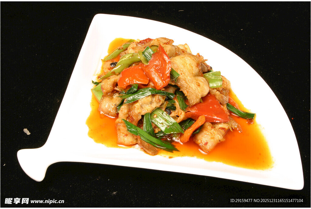 美味时蔬炒豆腐